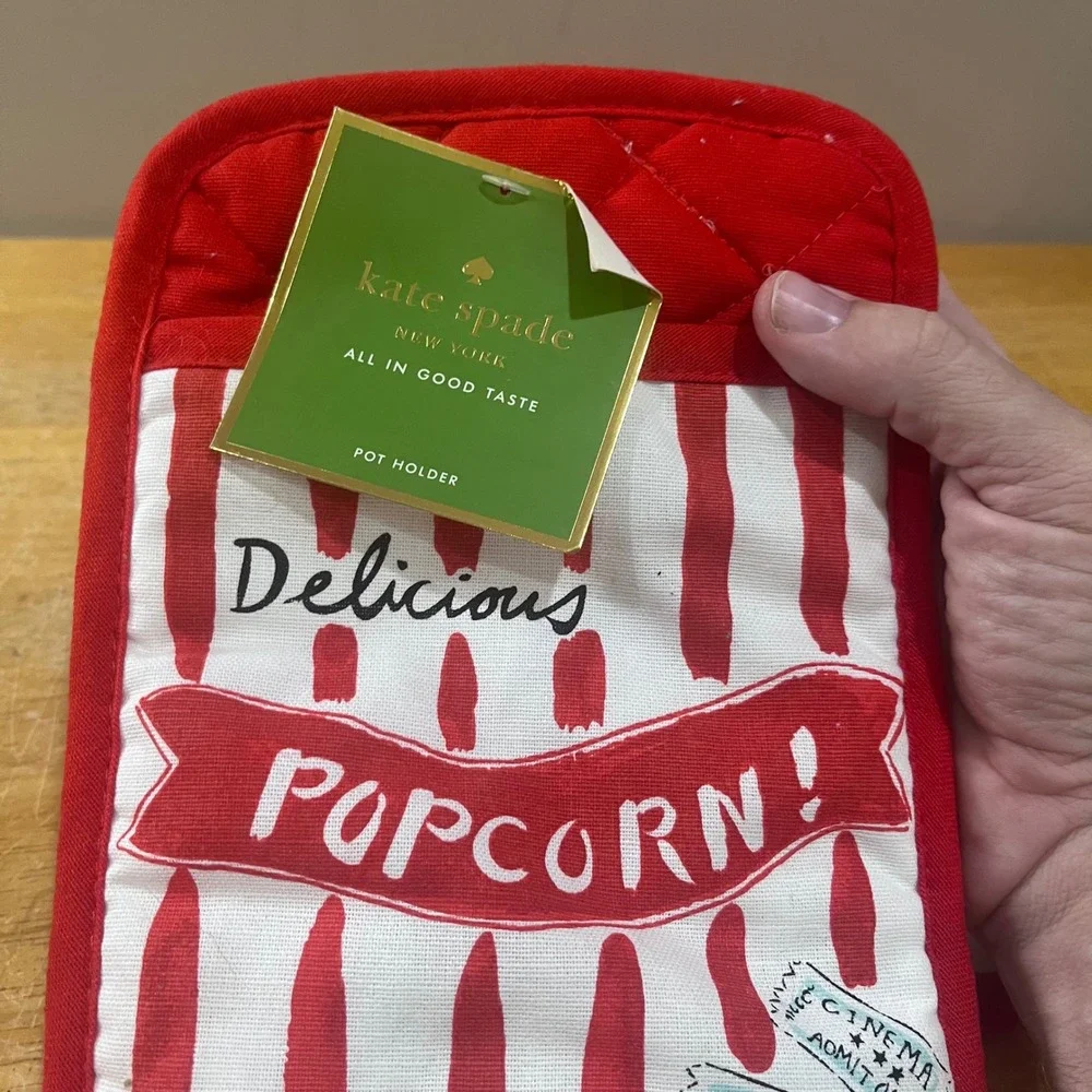 Kate Spade New York Popcorn Pot Holder Set 2pc Red White Retro Cinema Kitsch NWT
